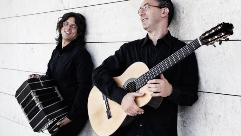 «Borguitar», chitarre magiche da tutto il mondo