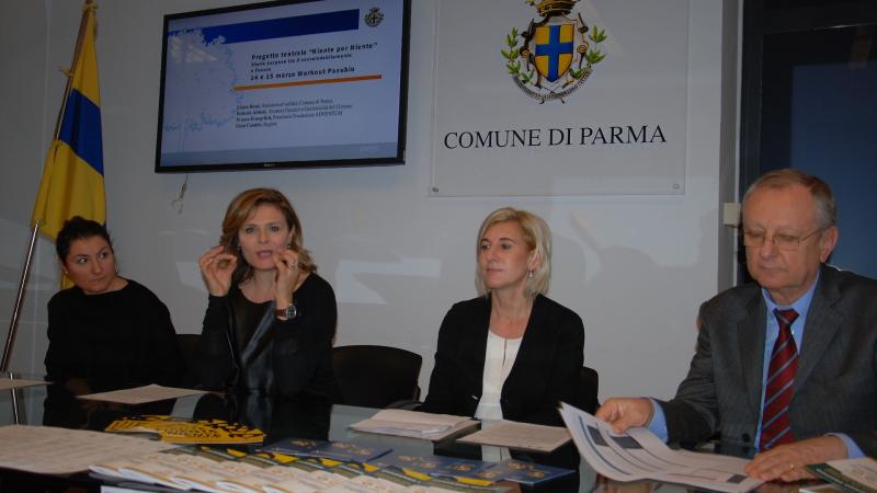 "Niente per niente", l'usura si combatte anche a teatro