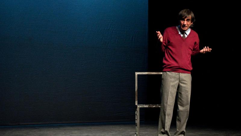 “ITALIANESI” di e con Saverio La Ruina per la compagnia Scena verticale