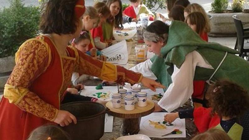 Prugnoli, torta fritta e band di provincia