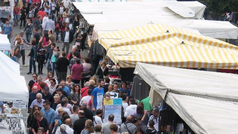 Bancarelle, caldarroste e tante curiosità: torna la fiera d'autunno a Sant'Ilario d'Enza 