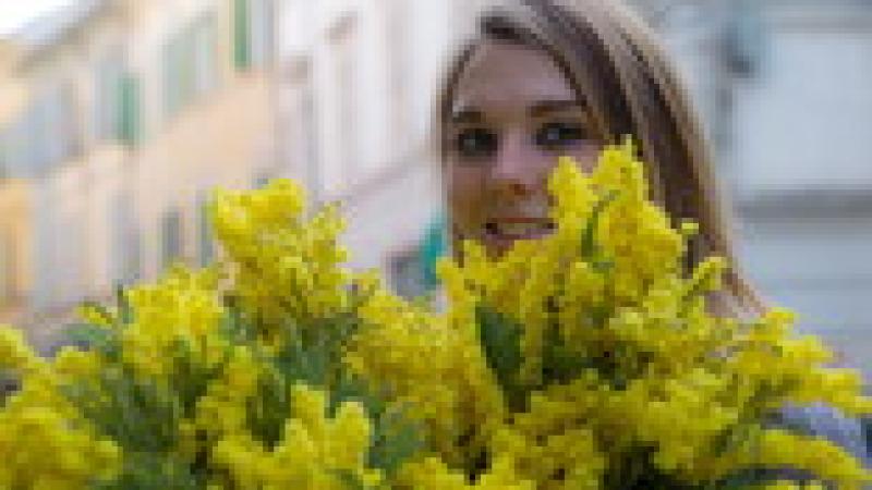  Rosa Shocking: Il corpo delle donne, tra immagine, identità e stereotipi