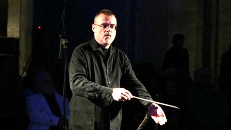 Bonati improvvisa sulle immagini di Epstein