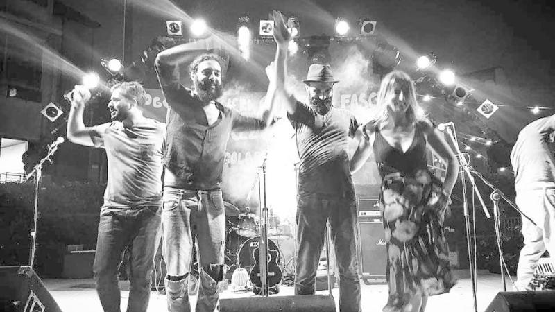 Sabato sera i Tremulaterra alla Corte Glam Chiozzola