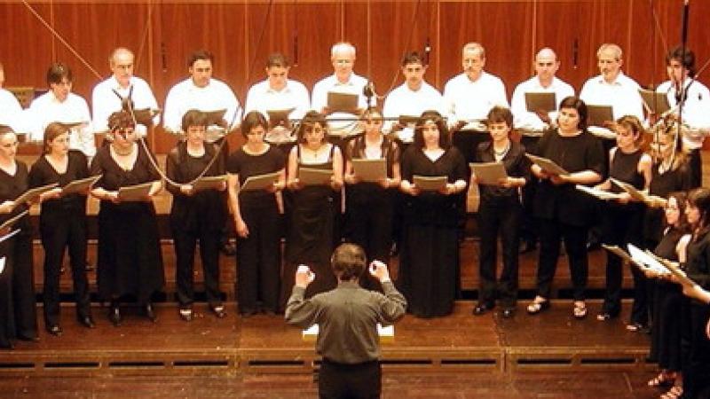 "Prove aperte" con il coro Paer