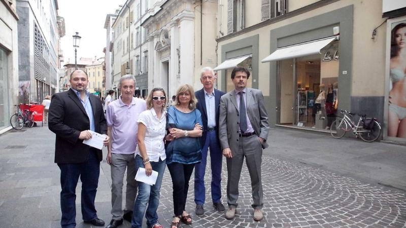 Saldi, il centro si prepara a fare le ore piccole