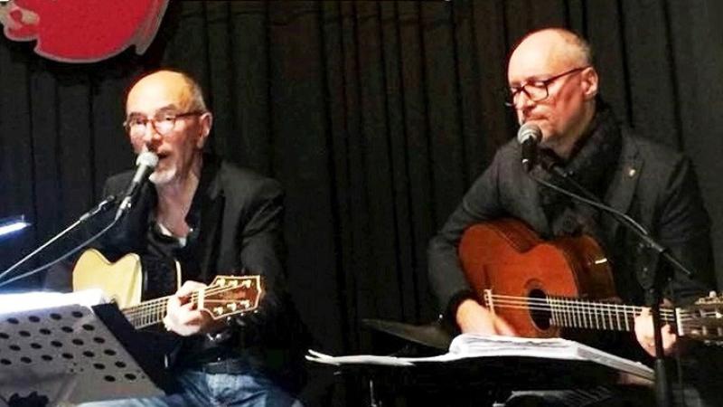 «Barbera  e champagne»  con l'Acoustic Duo