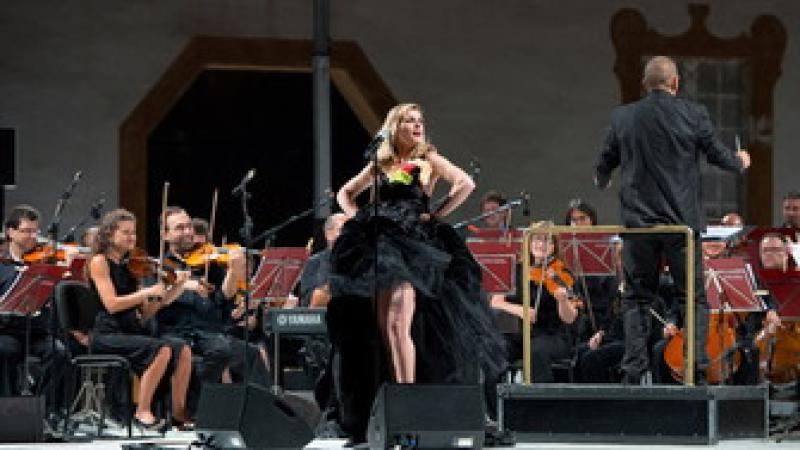 Serena Autieri ne "La sciantosa"