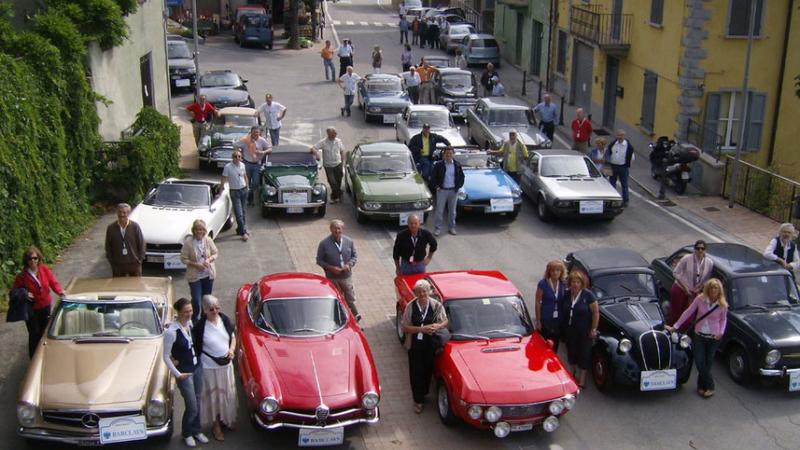 "Invasione" di auto d'epoca