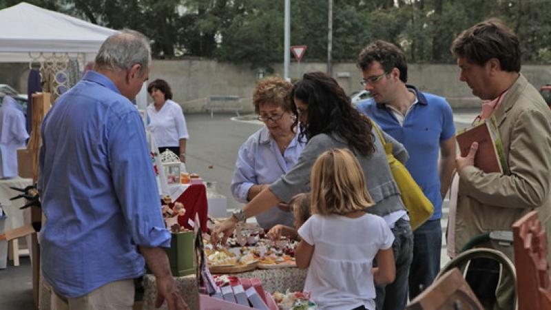 Giochi, bancarelle e torta fritta