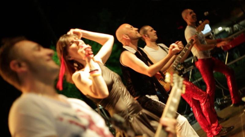San Silvestro, brilla la «Red Moon»
