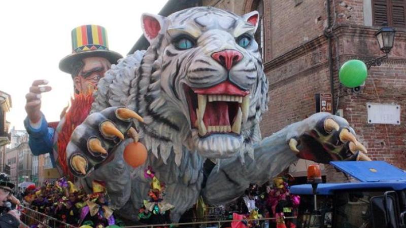 Busseto mette la maschera