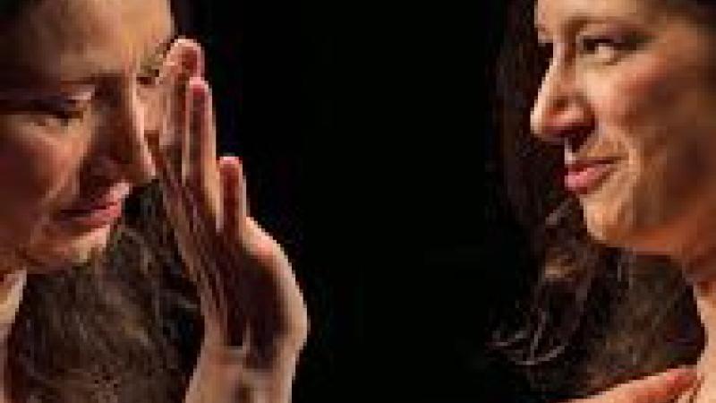 Arianna Scommegna è "La Molli"