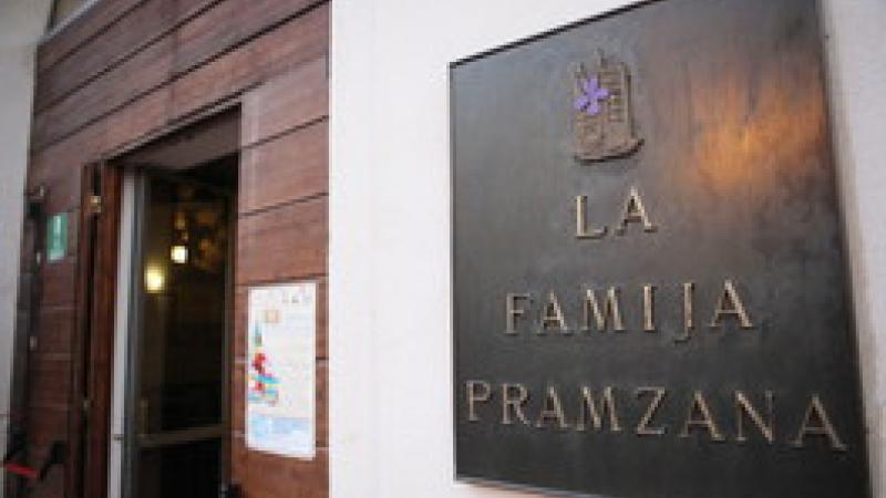 In Famija si incontrano  i poeti