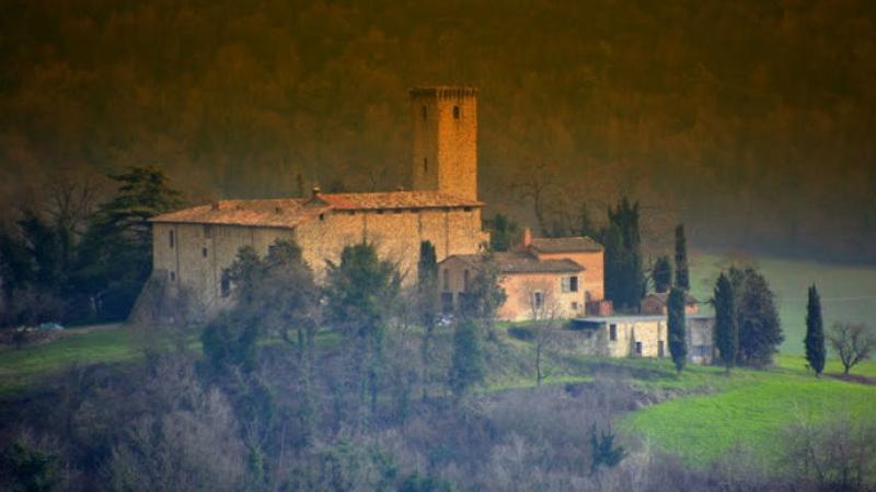 Contignaco, al castello aperitivo al tramonto