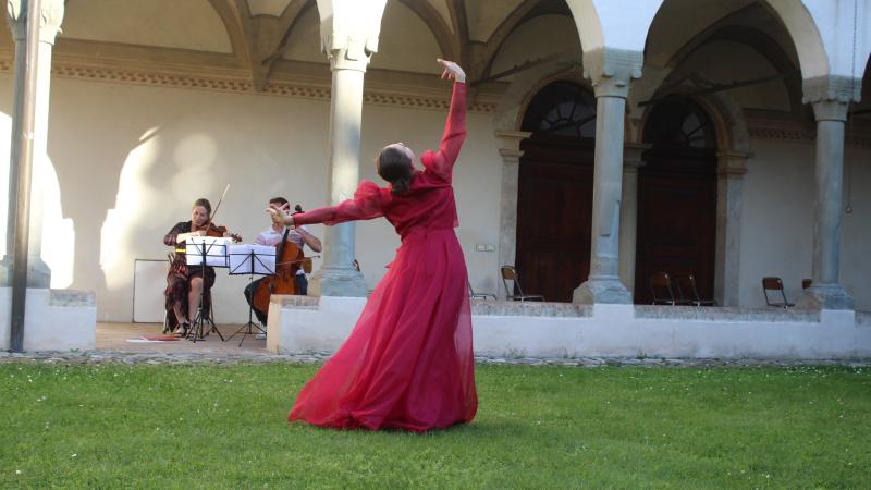 La compagnia Artemis vola sulle ali del "Sacro