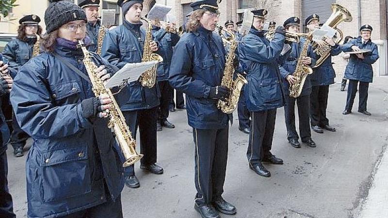 "La Banda d'estate" suona in largo 8 Marzo