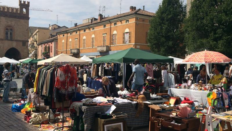 Oggetti usati, domani le bancarelle