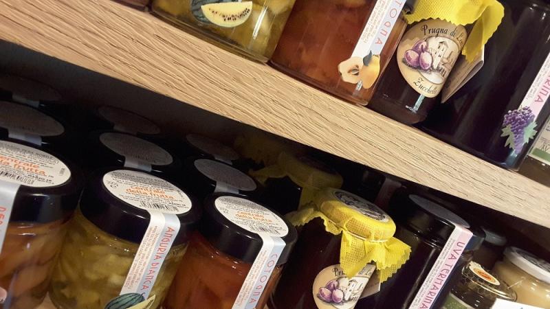 Al Rural Market si parla di frutti antichi locali