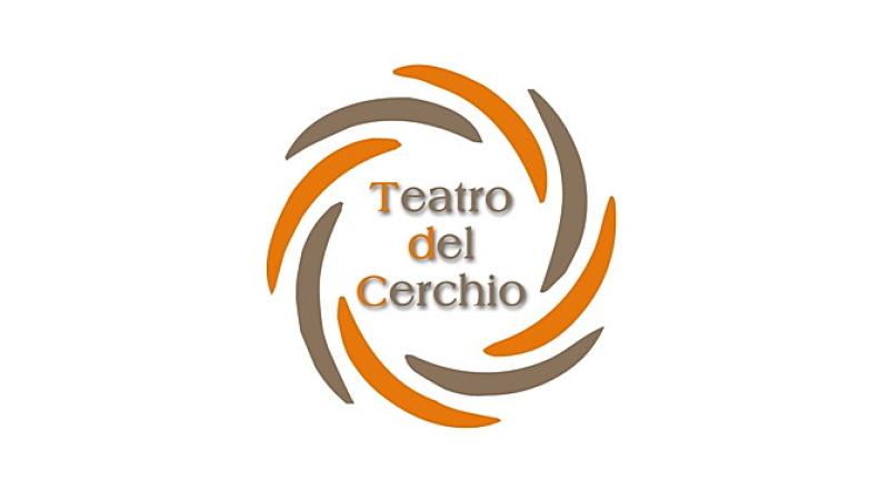 Un suicidio mite in palcoscenico con il «cerchio»