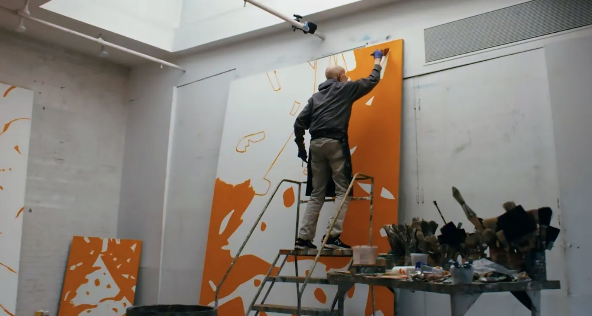 Matthew Barney's «Drawing restraint 28» (2024). /Courtesy dell'artista, O'Flaherty's, and Gladstone Gallery.